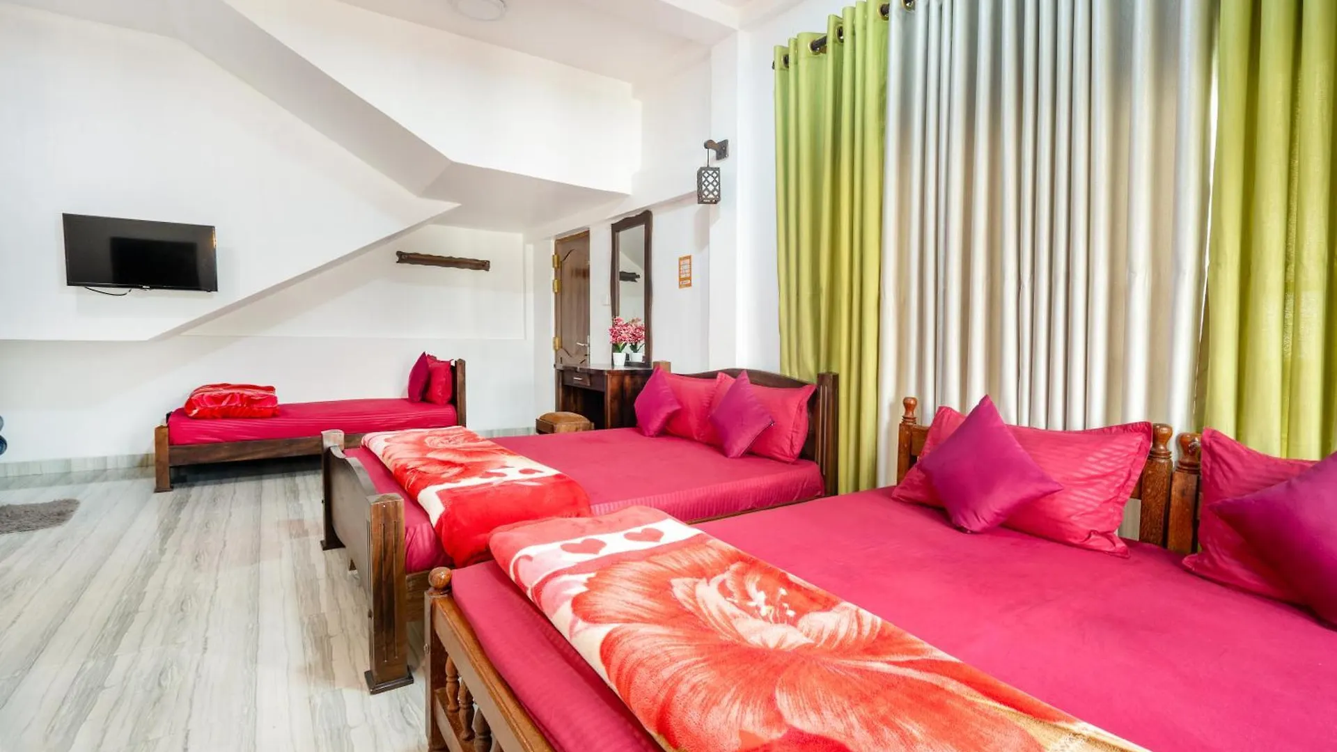 Villa Grand Mellow Nuwara Eliya